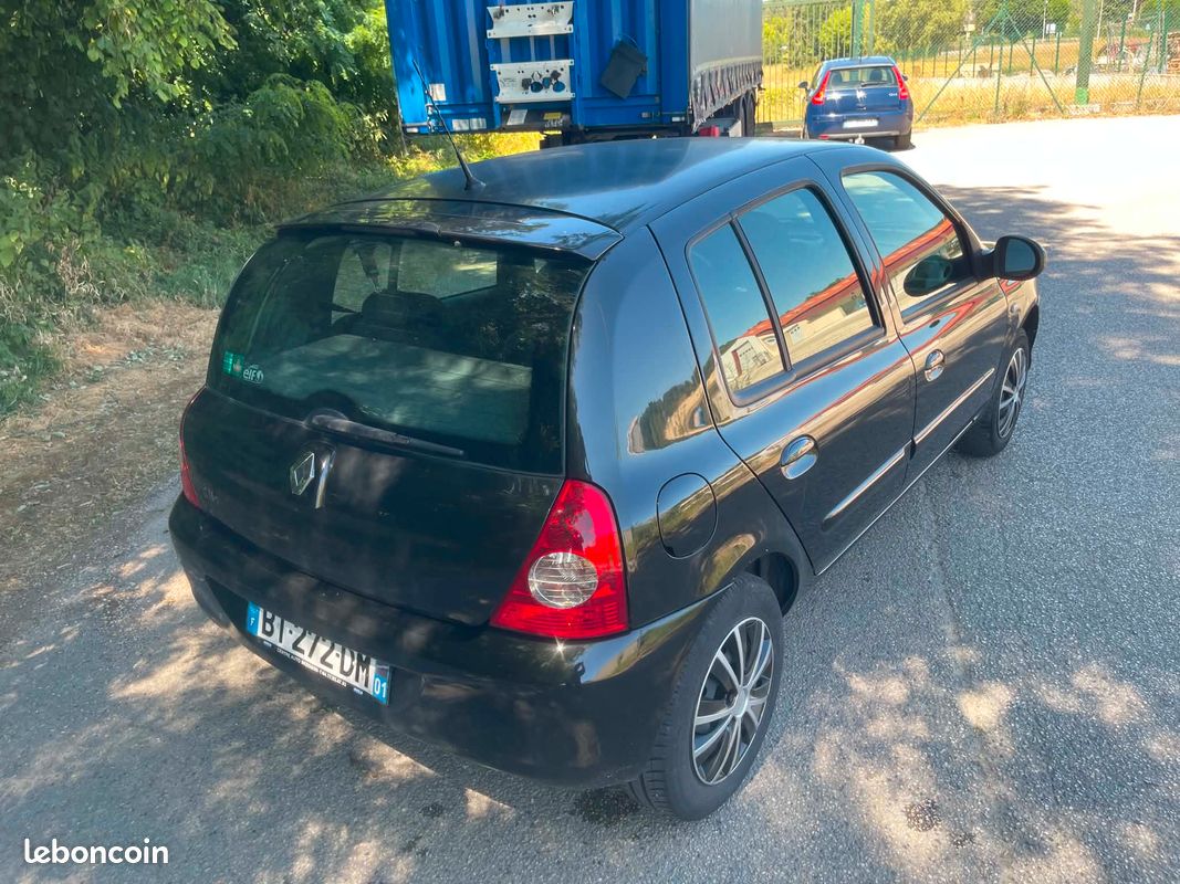 Renault Clio CAMPUS II MOD 2011 Phase 2 1.2 75 CH (5) LUXE PRIVILÈGE PACK CLIM CT OK ‘‘ 157000 ’’ KM TRÈS ÉCONOMIQUE KIT DISTRIBUTION NEUF (image 4)