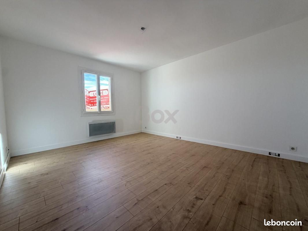 Appartement 2 pièces 68 m² · à Cuers · 68 m² · 825 €/mois