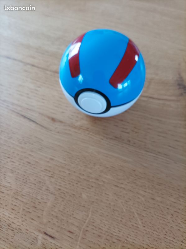 Pokeball (image 1)