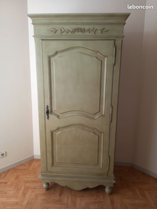 Bonnetière Romance Interior's Taupe Vieilli Style Provencal (image 1)