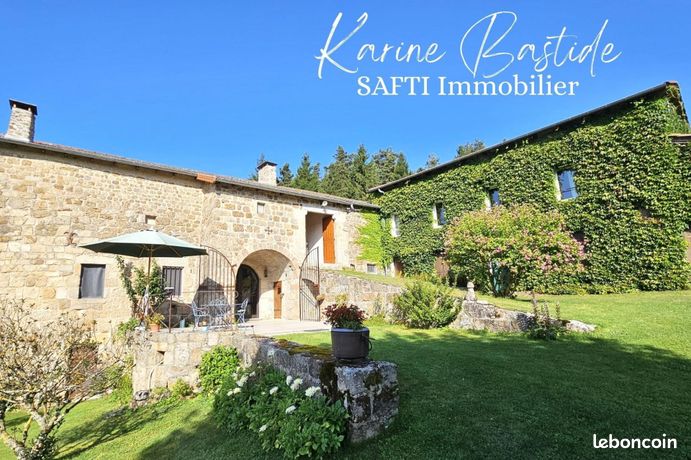 Propriété 14 pièces 225 m²