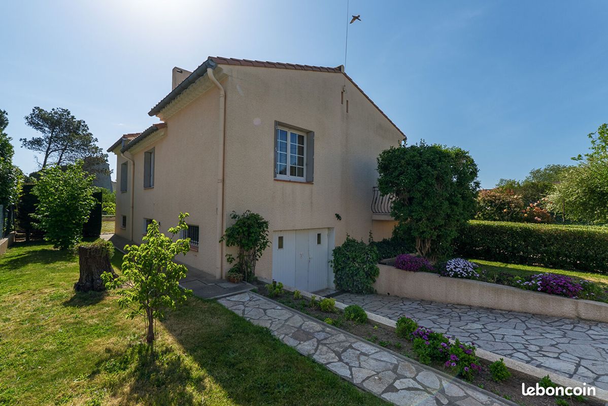 Maison 4 pièces 184 m² · à Carcassonne · 184 m² · 199 000 €