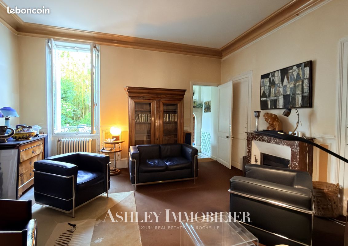 Maison 5 pièces 180 m² · à La Rochelle · 180 m² · 997 500 €