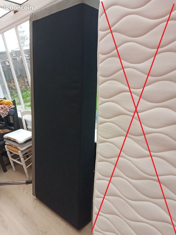 Sommier tapissier a latte 1 personne 200x80x20cm avec pieds retirable - bon état et propre (image 3)
