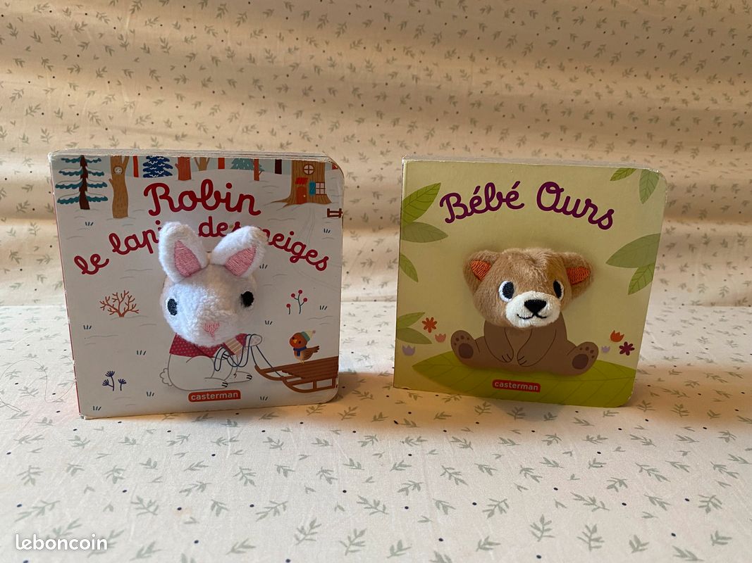 Lot de 2 livres cartonnés avec marionnette : Robin le lapin des neiges et Bébé ours (image 1)