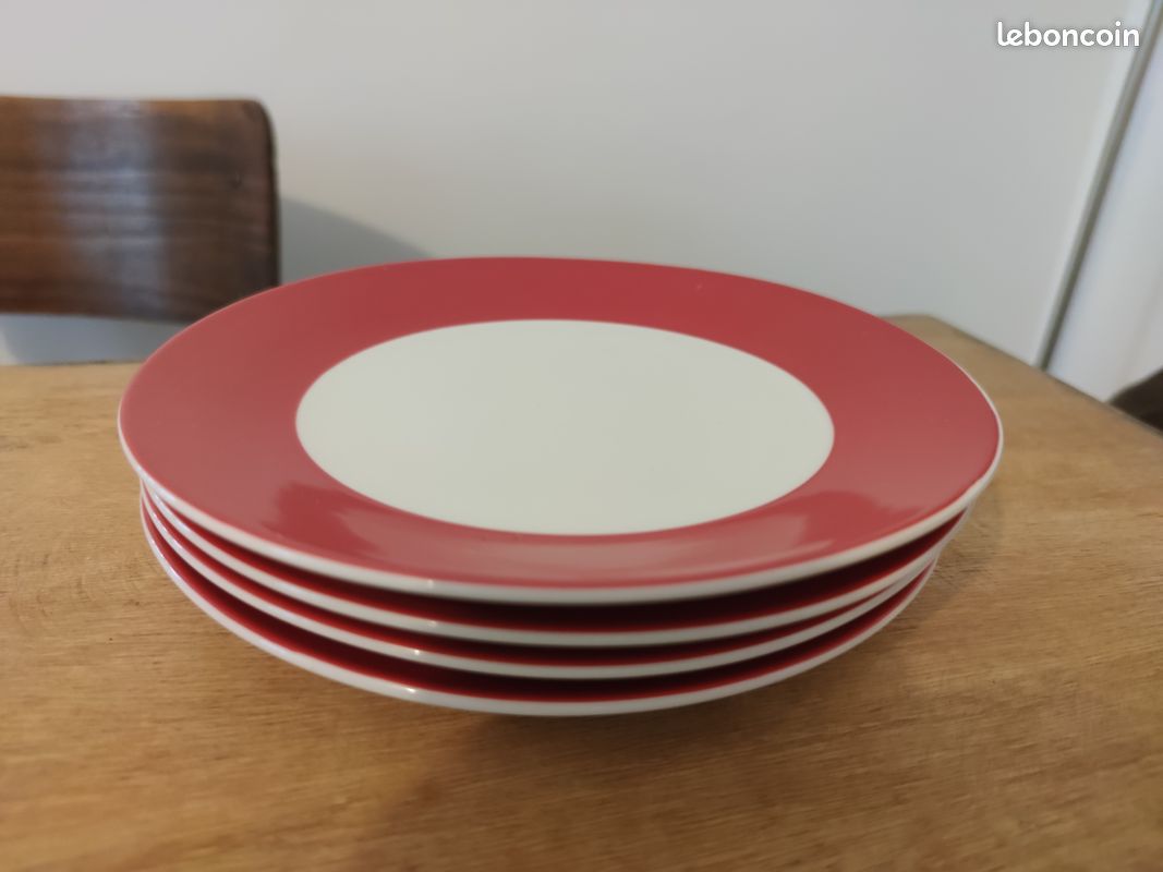 Petite assiete rouge HEMA (image 2)