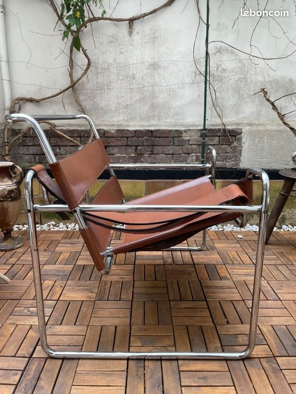 Fauteuil Wassily de Marcel Breuer en cuir cognac