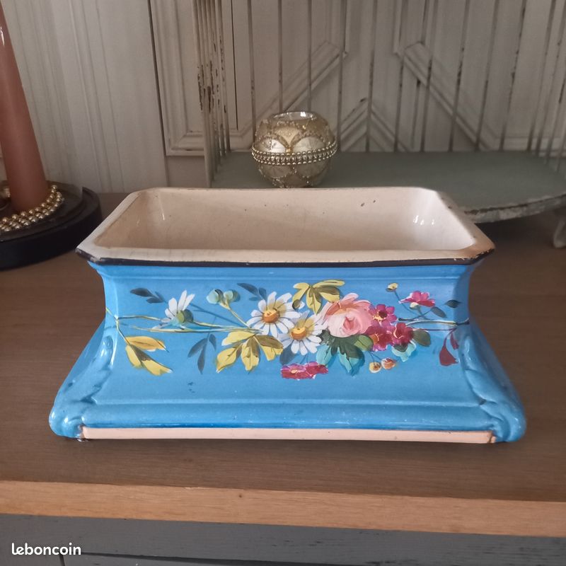 Jardinière Ancienne En Faïence Decor - Forme Ovale, Décor Bleu, état D'occasion
