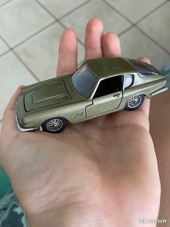 Maserati 3.5L GT 1965 – Solido 1/43 – Rouge Métal – Collection
