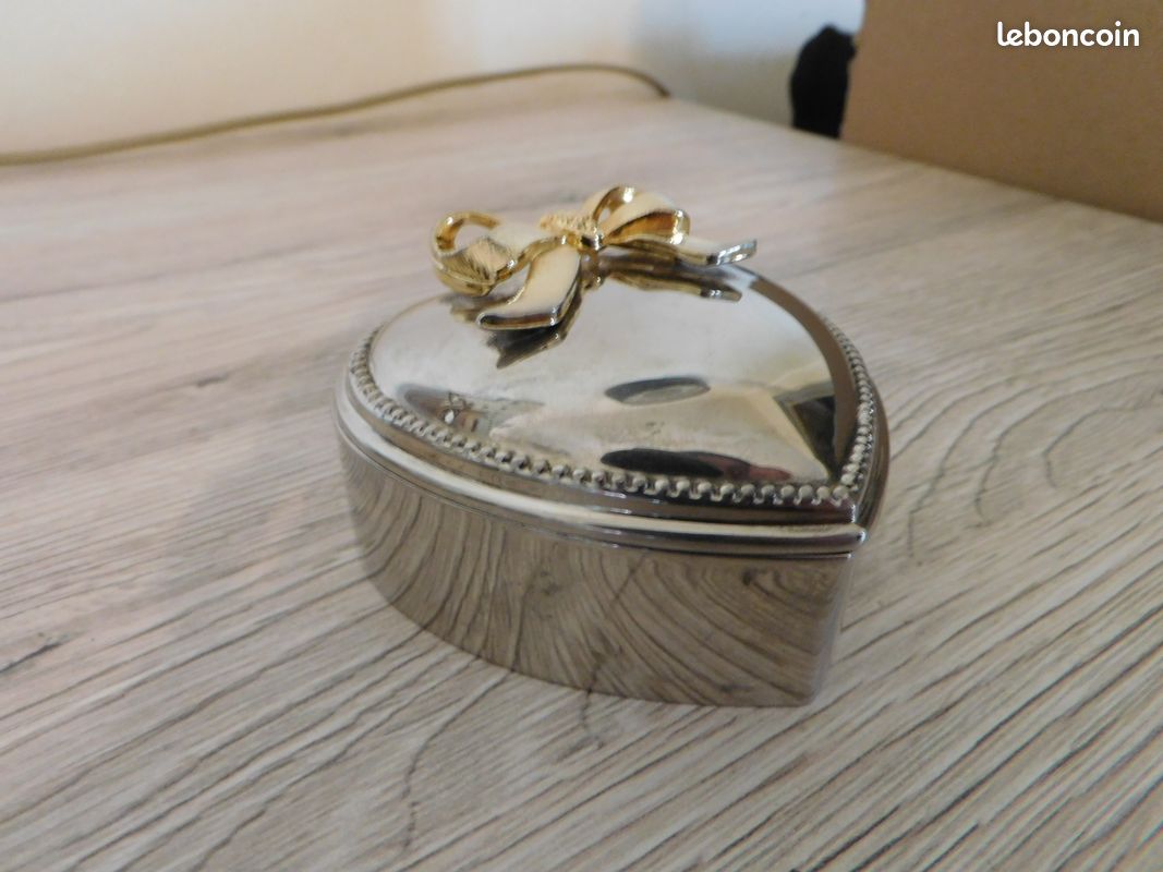 Ecrin à bijoux métal argenté Vintage (image 8)