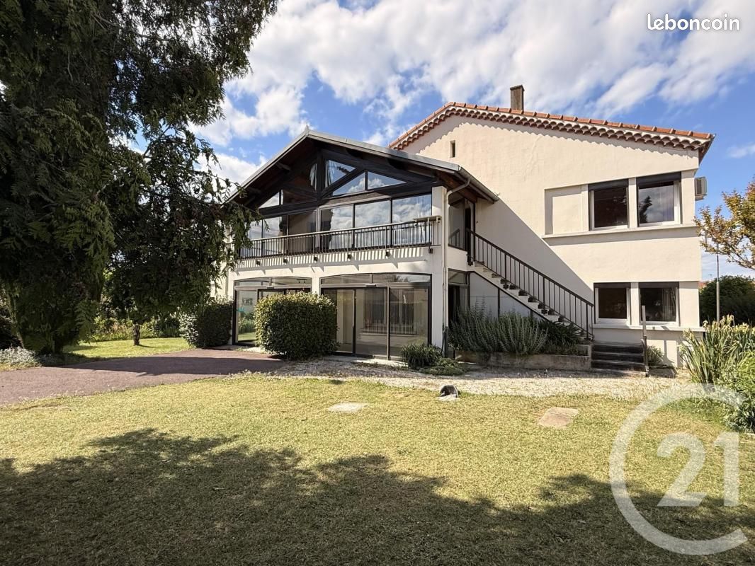 Maison 6 pièces 166 m² · à Pont-de-l'Isère · 166 m² · 265 000 €