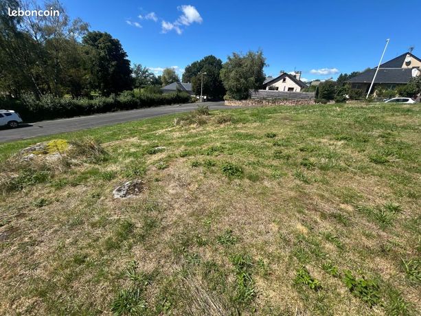 Terrain 1 370 m² Campuac