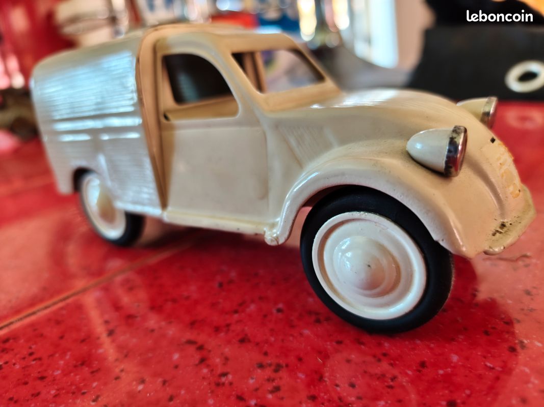 Ancienne Voiture Tole 22 Cm Friction Avant Camion Jrd Jep Vb Vebe Dinky