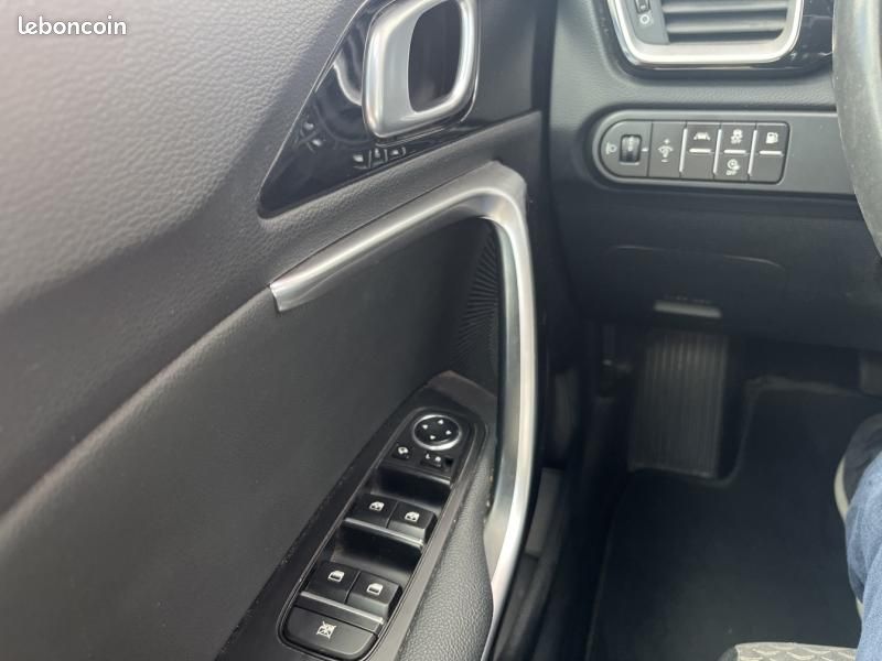 Kia XCeed 1.6 GDi 105ch + Plug-In 60.5ch Active DCT6 MY22 (image 17)