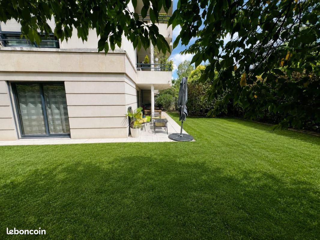 Appartement 6 pièces 121 m² · à Tassin-la-Demi-Lune · 121 m² · 499 000 €