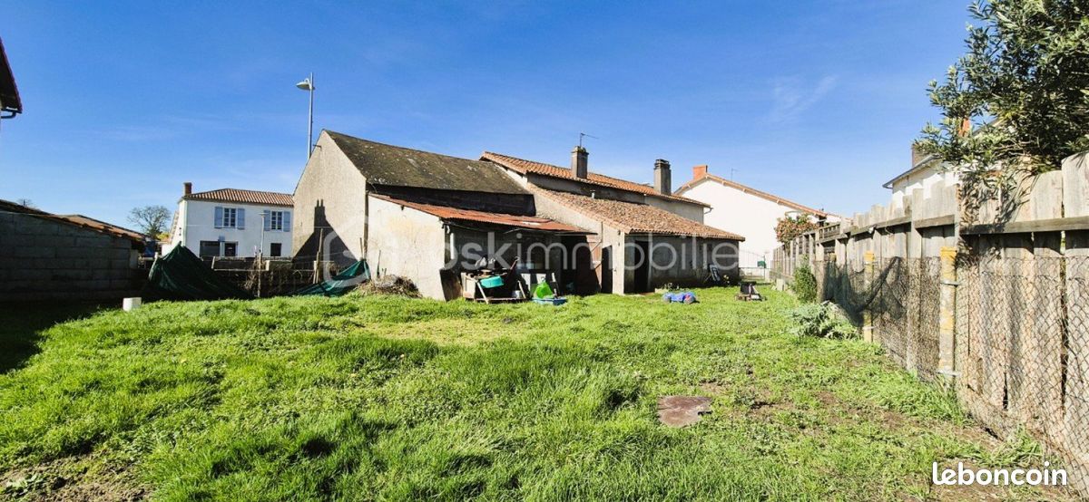 Maison 3 pièces 87 m² - Pompaire 79200 (image principale 0)