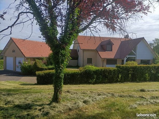 Pavillon 8 pièces 280 m²