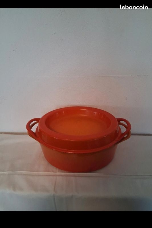 Ancienne cocotte fonte orange doufeu (image 1)