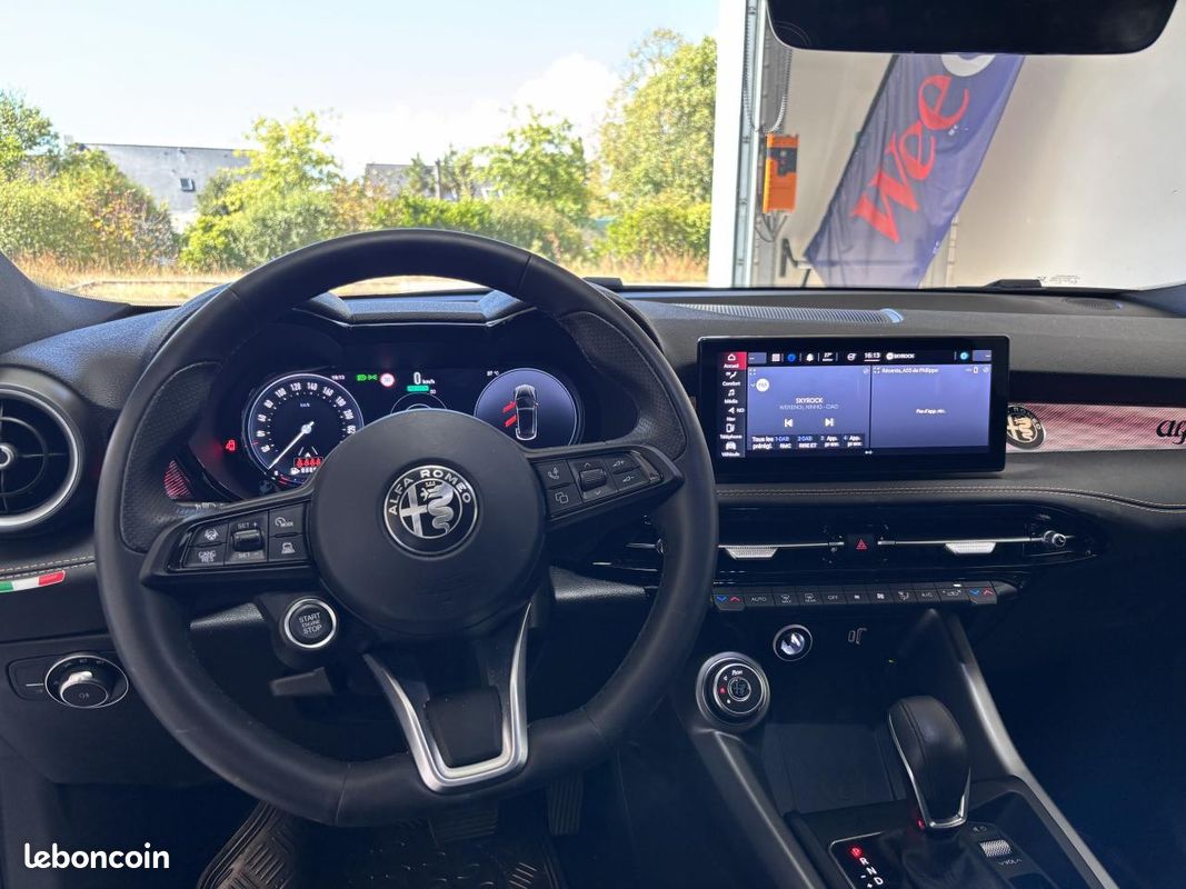 Alfa romeo tonale 1.5 160 hybrid mhev 48volt ti tct bva (image 8)