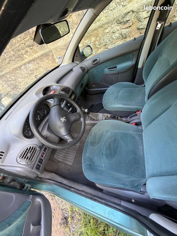 Peugeot 206 1.4 Essence 75 ch (image 2)