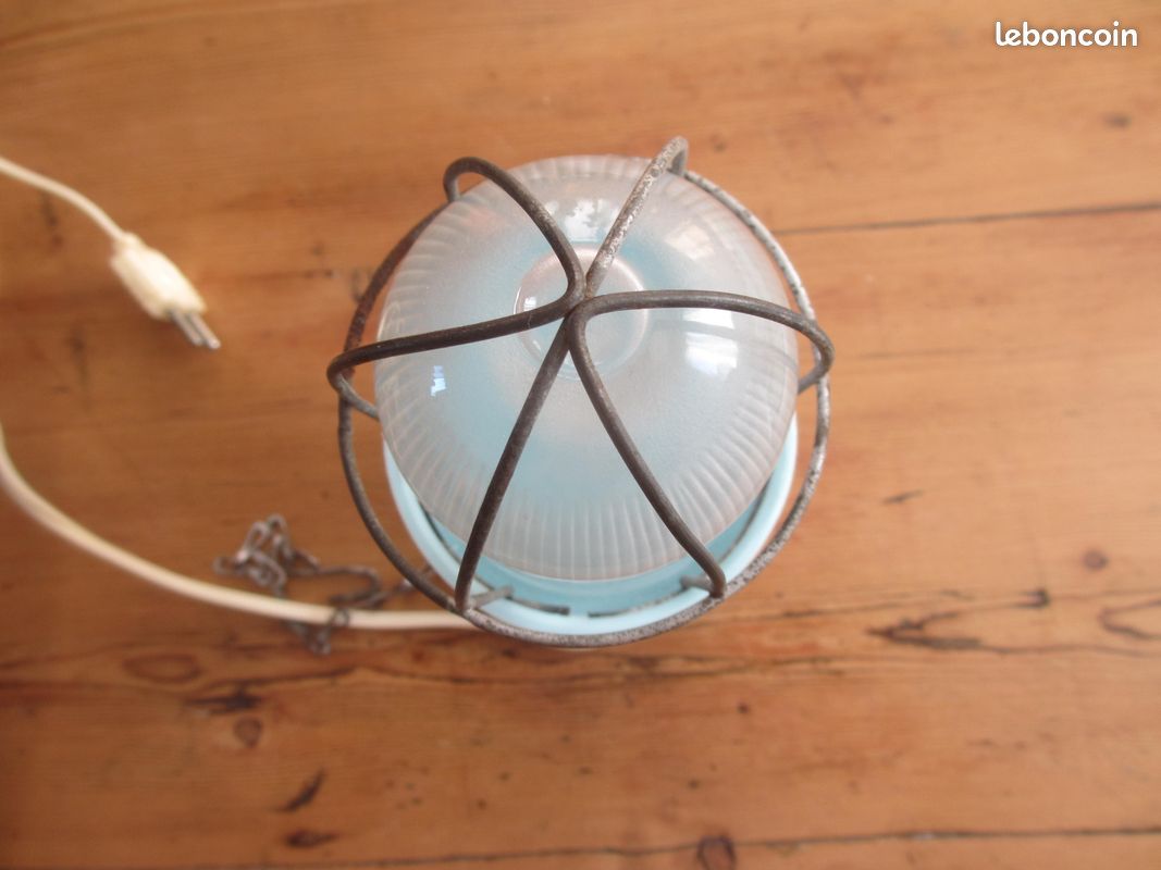 Petite lampe de camping MAZDA CIPEL bleu pastel année 50 - Collection