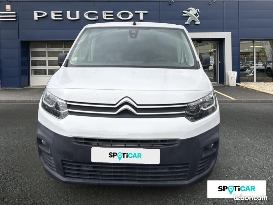 Citroën Berlingo FOURGON VAN M 650 BLUEHDI 100 S&S CLUB (image 2)
