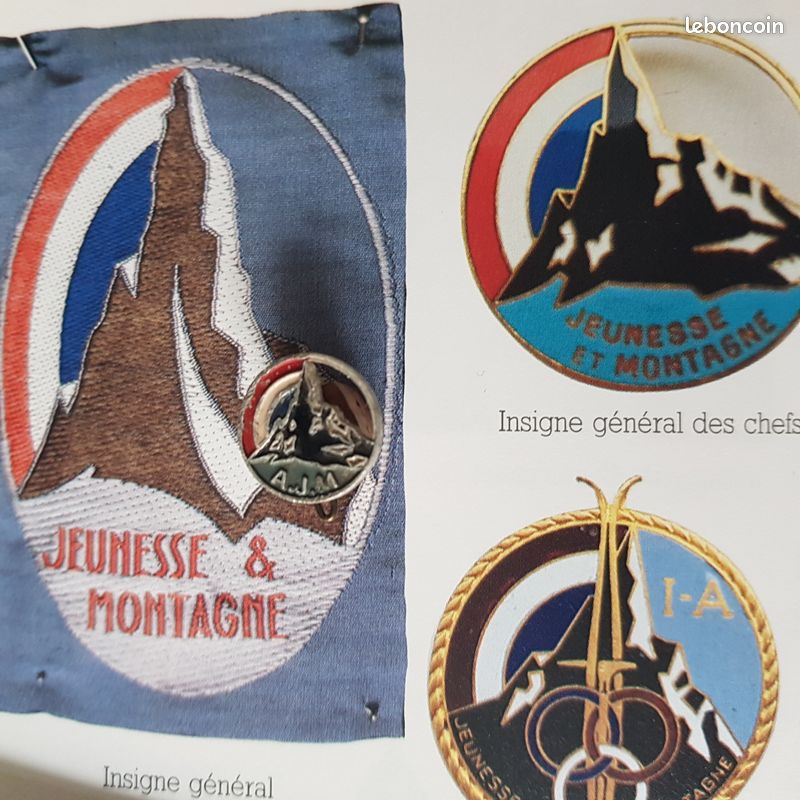 Insigne Militaire Marine Française - Porte-avions Béarn, Augis Lyon - Occasion