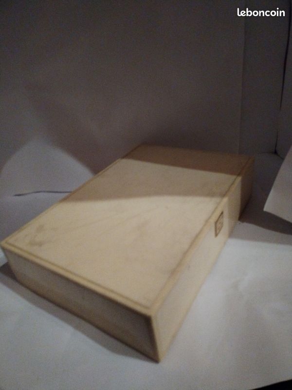 Boîte coffret en plastique. N7 (image 3)