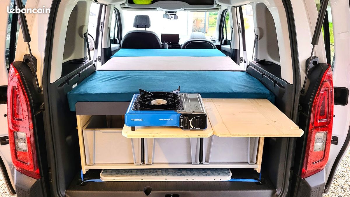 Kit d'aménagement amovible avec lit peigne pour fourgon, utilitaire et van (image 5)