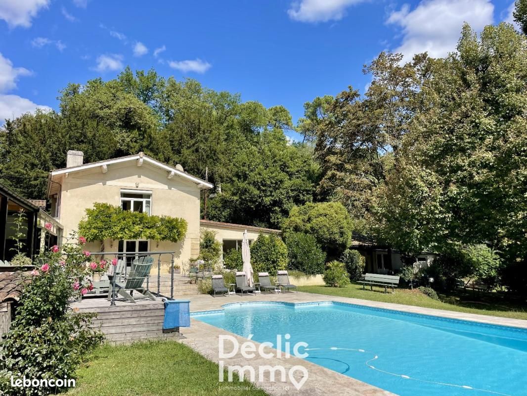 Maison 9 pièces 275 m² · à Latresne · 275 m² · 1 095 000 €