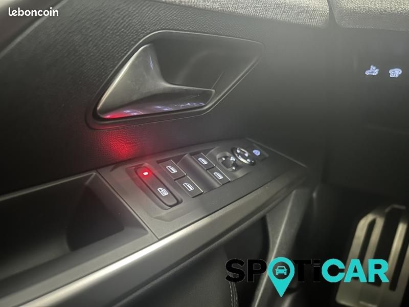 Peugeot 5008 Hybrid 145ch GT e-DCS6 (image 16)