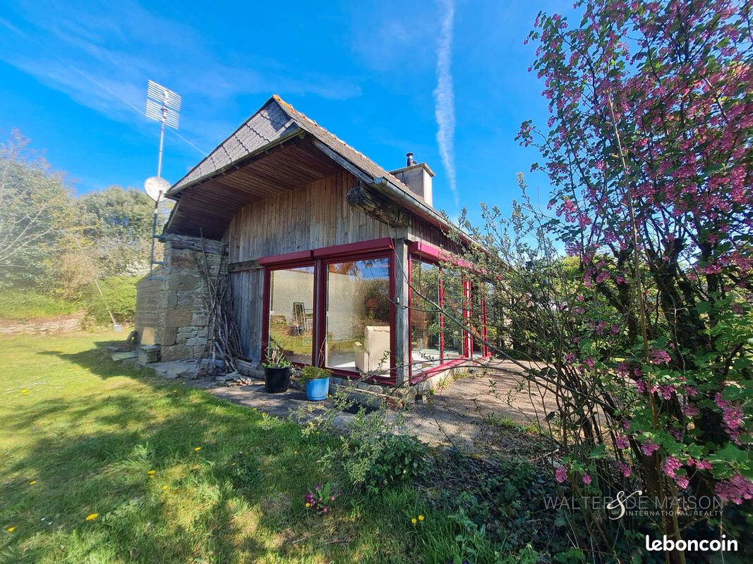 Maison 7 pièces 220 m² · à Séglien · 220 m² · 199 990 €