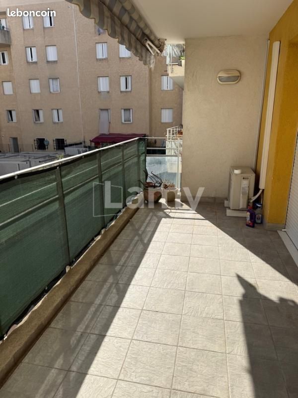 Appartement 2 pièces 56 m² · à Salon-de-Provence · 56 m² · 755 €/mois