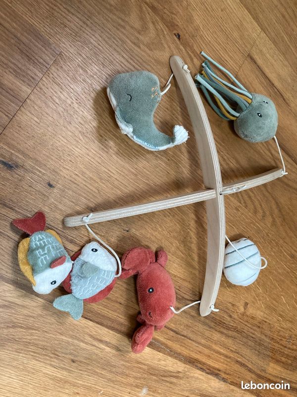 Mobile musical en bois Ocean Blue – Little Dutch (image 6)