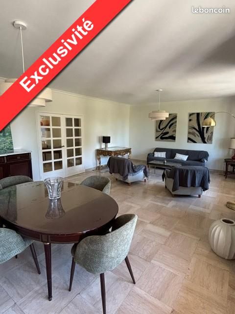 Appartement 4 pièces 132 m² · à Aix-en-Provence · 132 m² · 2 600 €
