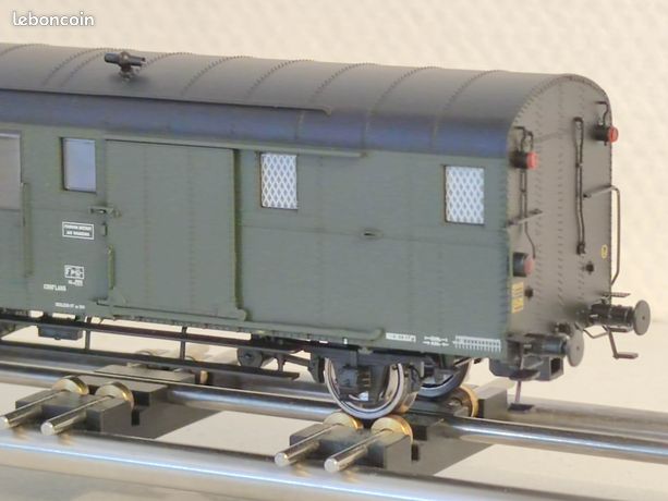 REE-Modeles VB-312 voie H0 FOURGON OCEM 32 Feux de Fin de Convoi