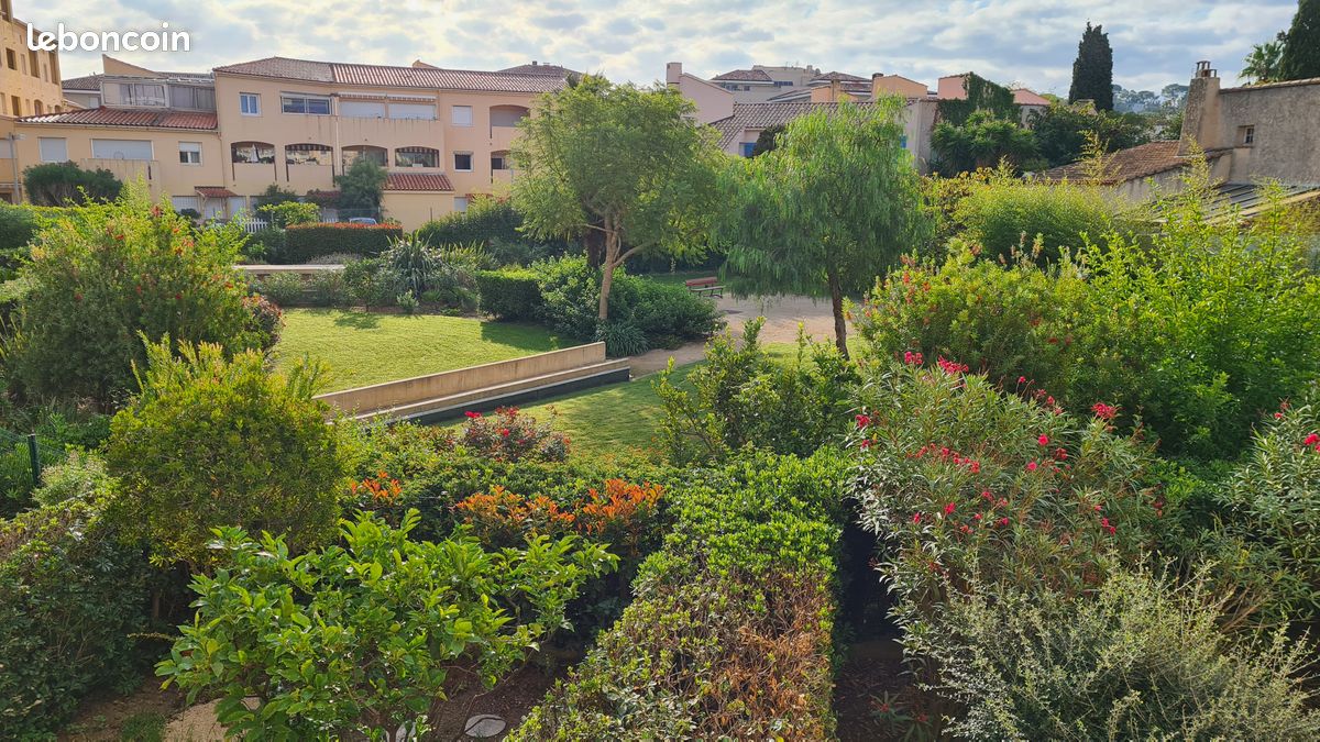 Appartement 3 pièces 68 m² · à Six-Fours-les-Plages · 67,9 m² · 1 330 €