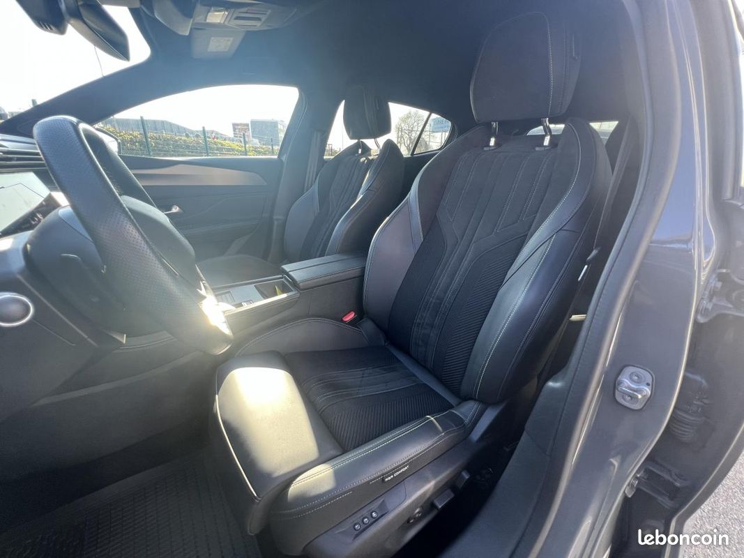 Peugeot 408 1.2 130 eat8 gt (image 12)