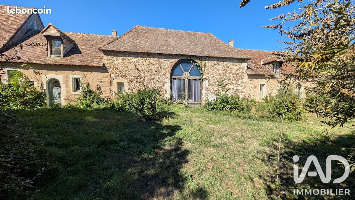 Maison 18 pièces 600 m² · à Val-de-la-Hune · 600 m² · 318 000 €