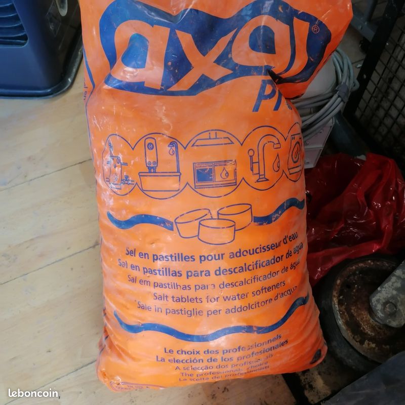 3 sacs sel en pastilles pour adoucisseur d'eau (image 1)