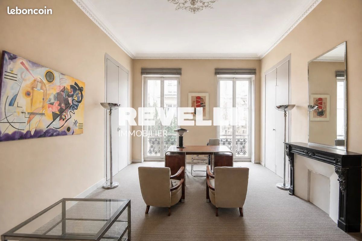 Appartement 4 pièces 213 m² · à Marseille · 213 m² · 750 000 €
