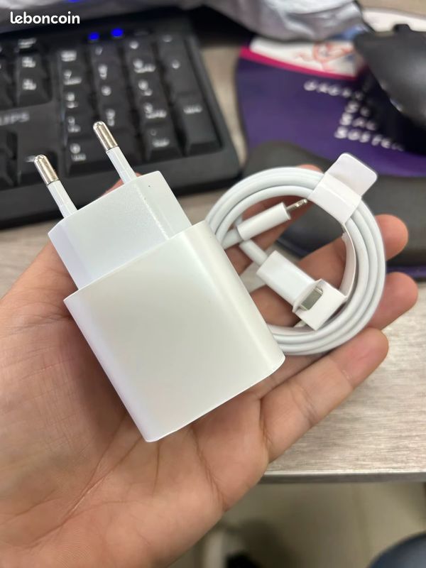Chargeur Rapide USB-C PD 20W Pour IPhone - Blanc - Avec Câble - Compatible IPhone 15, 14, 13, Etc.