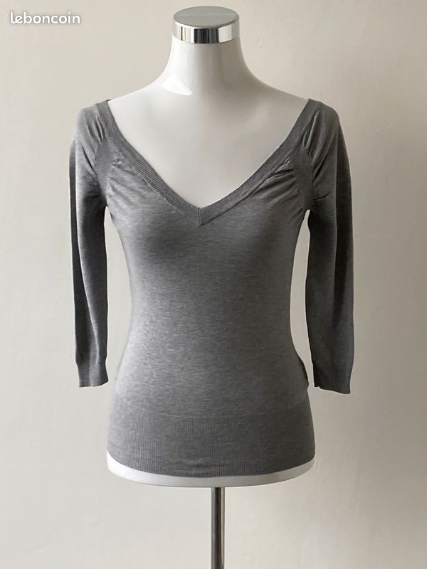 H&M pull à manches 3/4 col V, couleur gris clair taille XS (image 3)