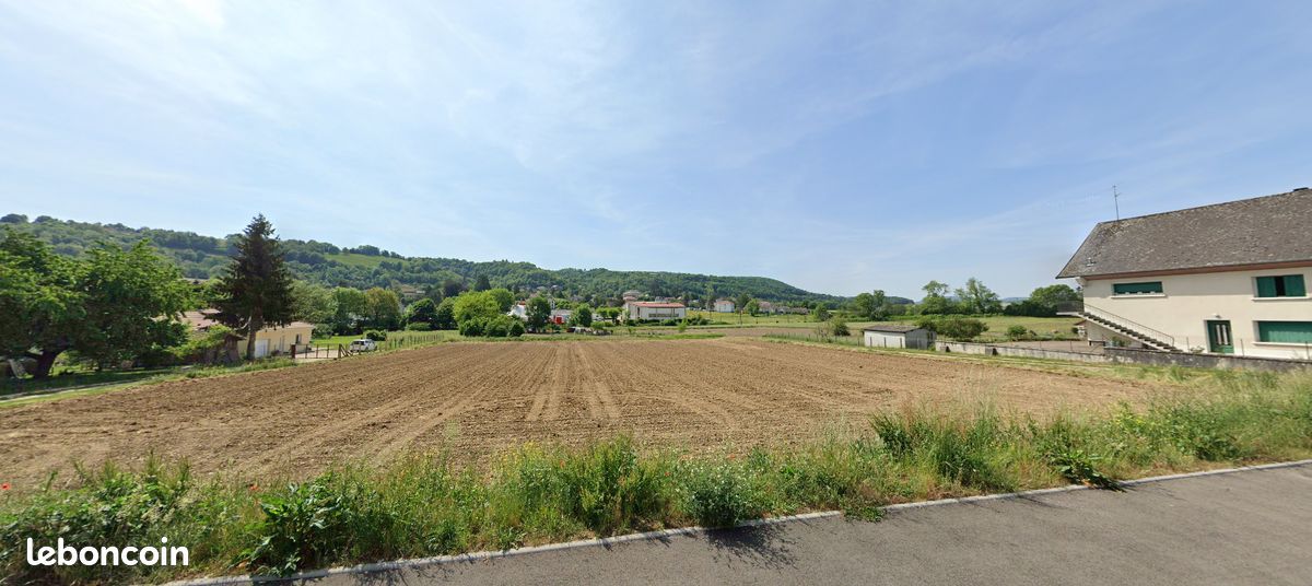 Terrain viabilisé · à Val-de-Virieu · 84 000 €