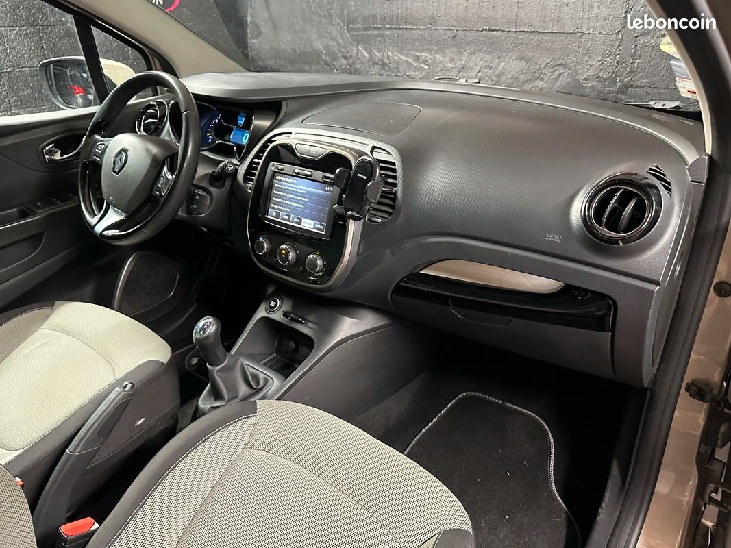 RENAULT CAPTUR dCi 90 Energy S&S eco² Zen 7580 (image 15)