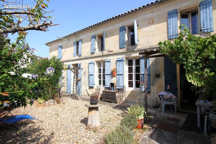 Maison de village 6 pièces 165 m²