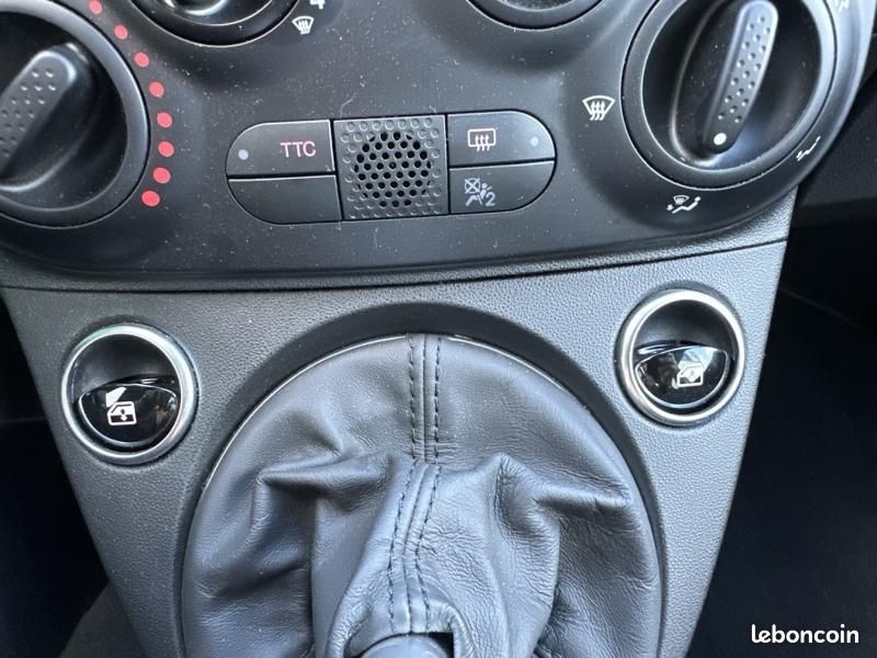 Abarth 500 1.4 Turbo T-Jet 165ch 595 MY22 (image 32)