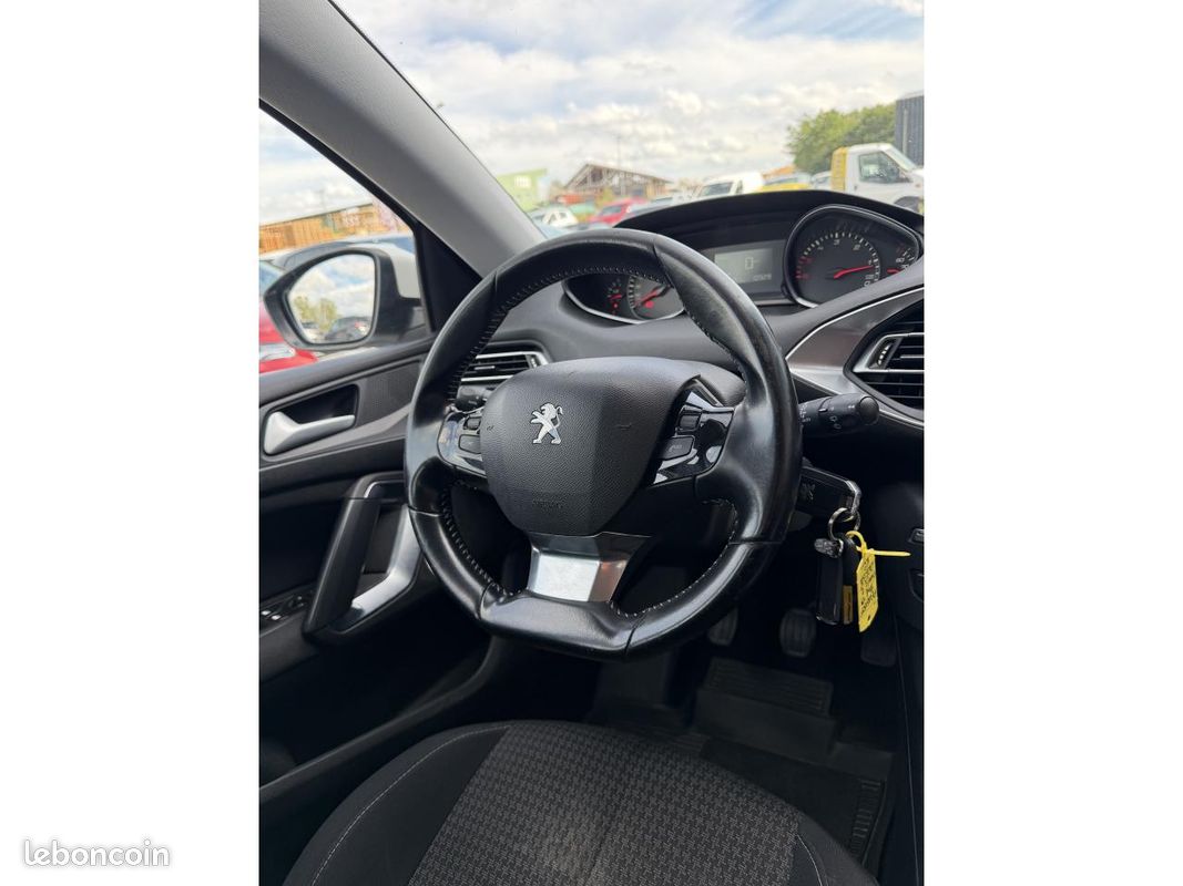 PEUGEOT 308 1.5 BlueHDi - 130 - Commercial 2 places TVA recup 1ère Main (image 9)