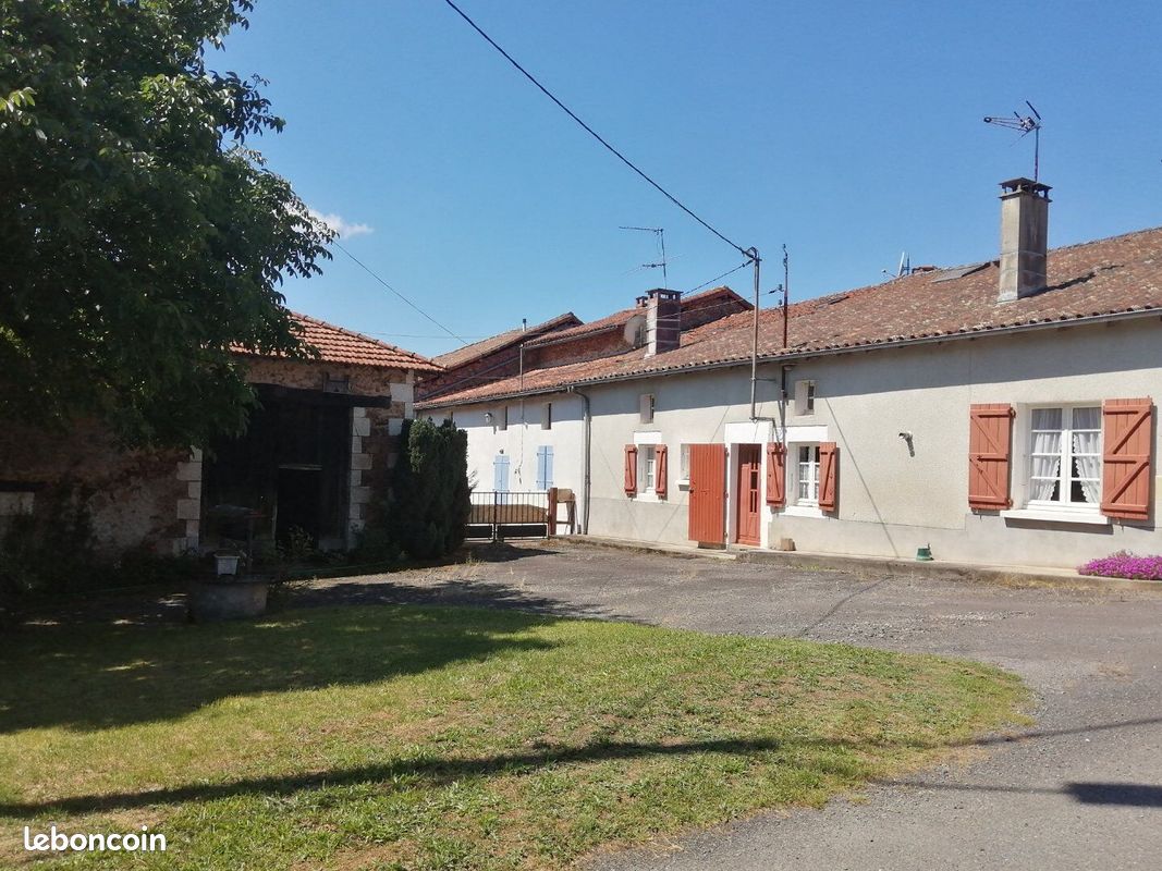 Maison 2 pièces 57 m² · à Chirac · 57 m² · 67 000 €