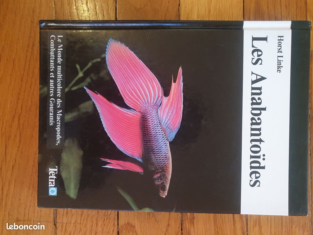 Vente de livre sur les poissons combattants et autres (image 1)